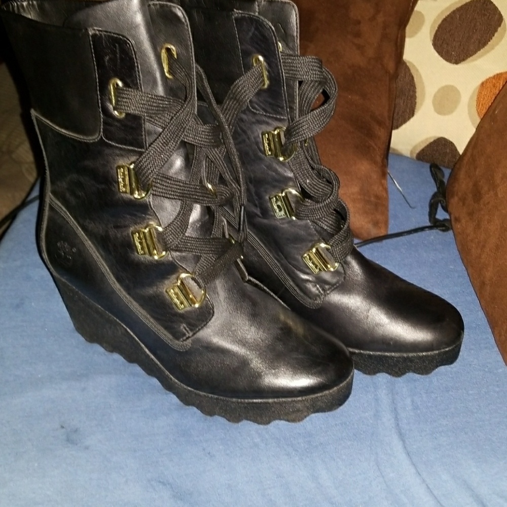 Timberland Boots /Gold Eyelets 10M